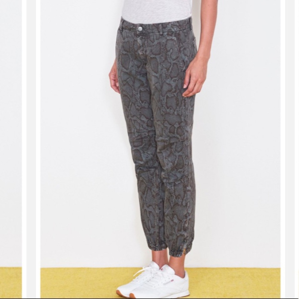 NWT $178 SUNDRY PYTHON COTTON TWILL ZIP JOGGER